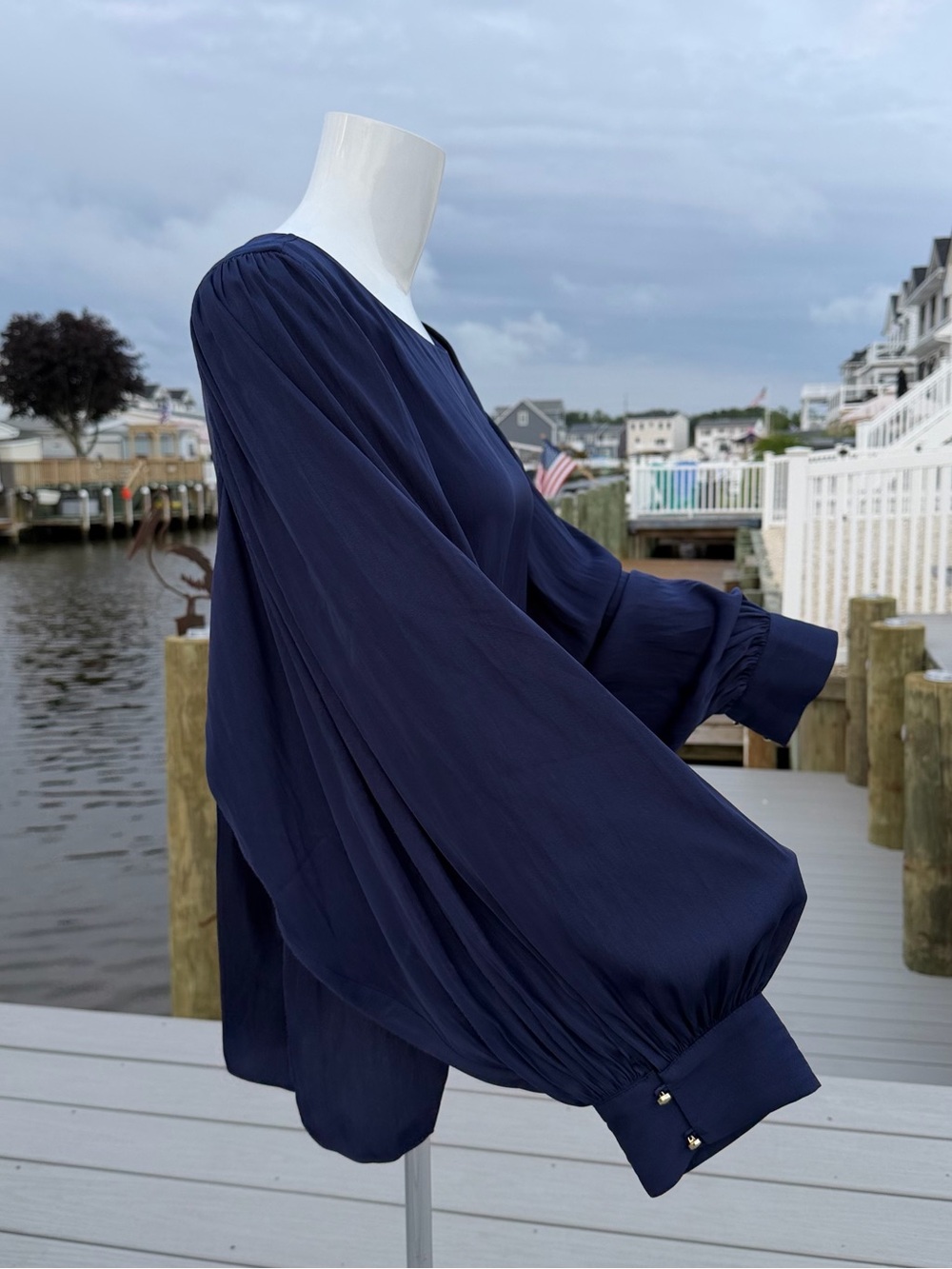 Lilly Pulitzer Navy Blue Puff Sleeve Blouse - Picture 4 of 9